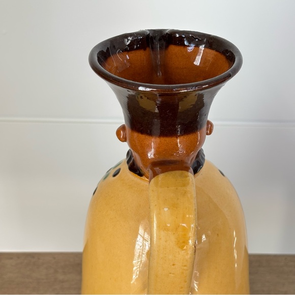 Vinatge Hungarian Miska Folk Art Pottery Wine Jug - Picture 8 of 17